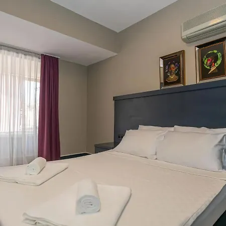 Aparthotel Oludeniz 1+1 Yuzme Havuzlu Ve Jakuzili Modern Yazlik *