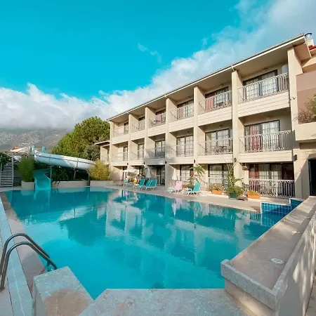 Oludeniz 1+1 Yuzme Havuzlu Ve Jakuzili Modern Yazlik 페티예